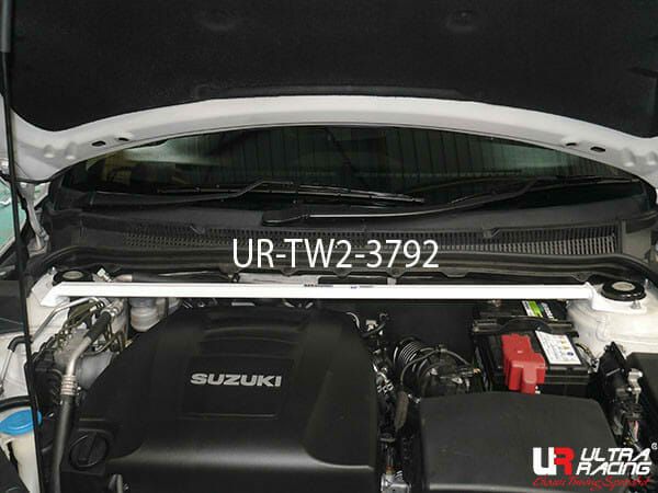 Ultra Racing UR-TW2-3792 – Vordere obere 2-Punkt Domstrebe | Suzuki Kizashi 2.4 2WD 10–13