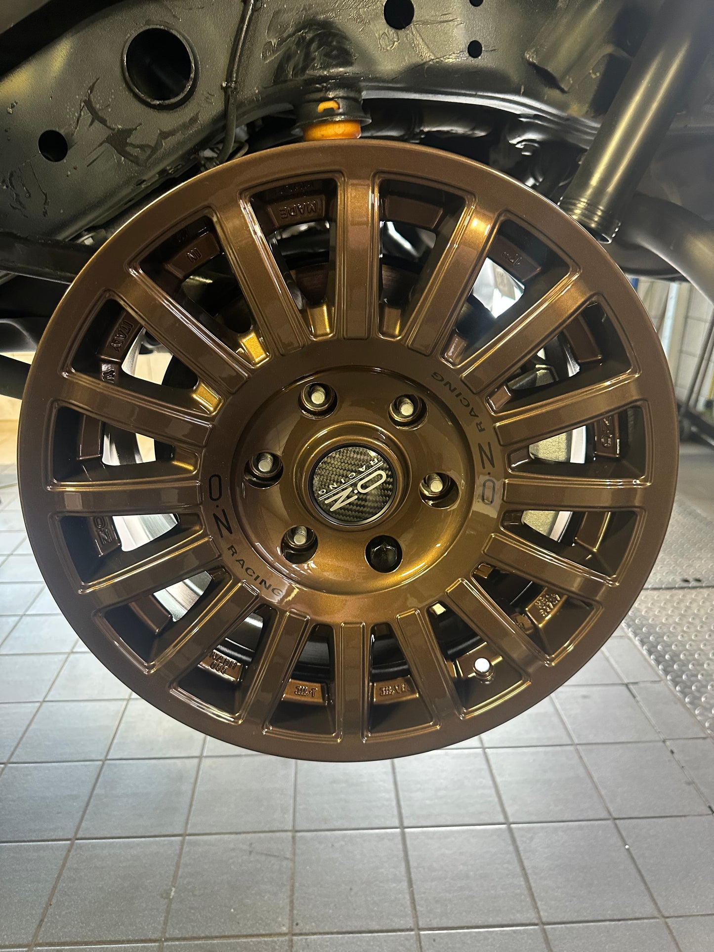 OZ Rally Raid 8.0x17 ET35 6/139 Gloss Bronze Black Lettering