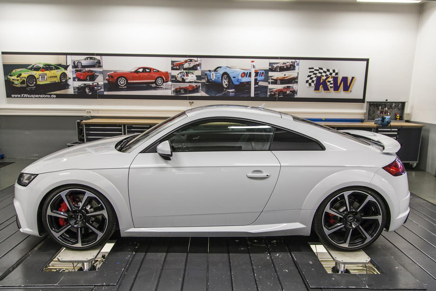 KW Gewindefahrwerk V3 Inox Audi TT / TT Roadster (FV) – 352100AD