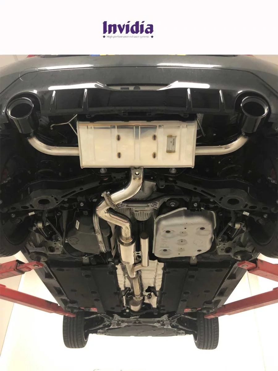 Invidia Q300 Toyota Yaris GR Schwarz gebördelt