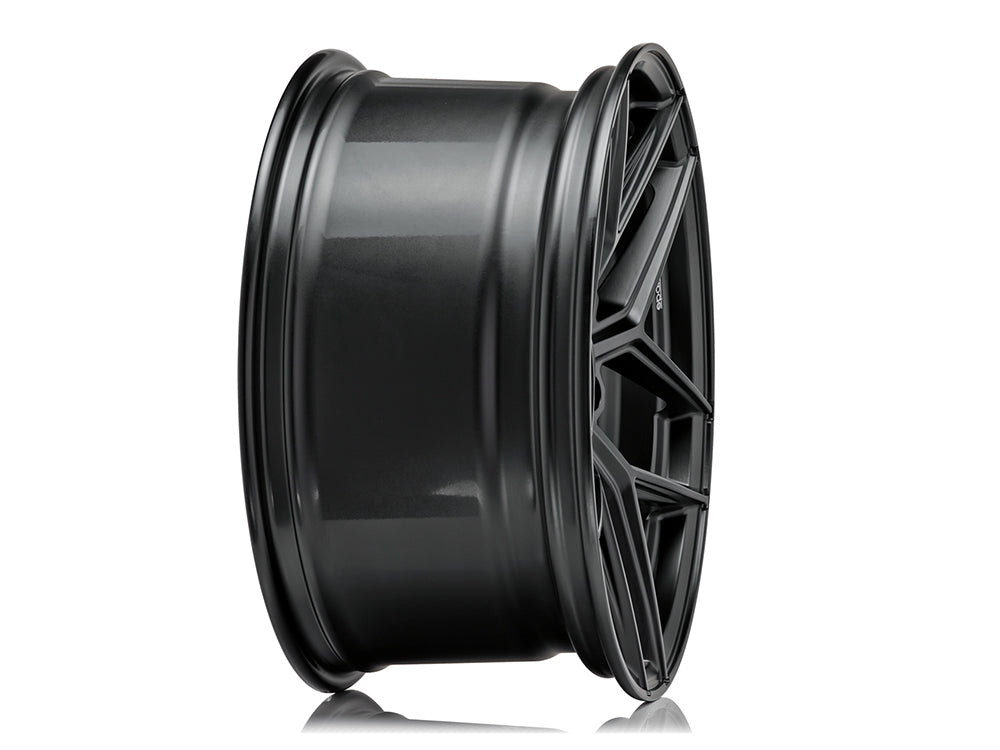 Sparco FF3 Matt Black 9,0x18 ET30 5/114