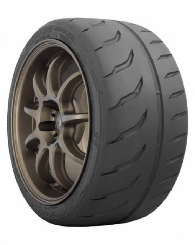 TOYO R888R 205/40 R18 86 W XL - Sommerreifen Semi Slick